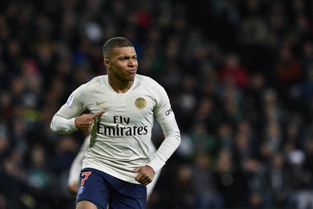   王毅：必须探索出中美两个大国的正确相处之道